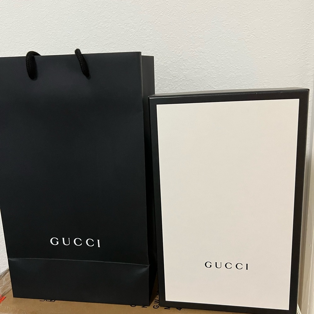 Gucci empty shoes box